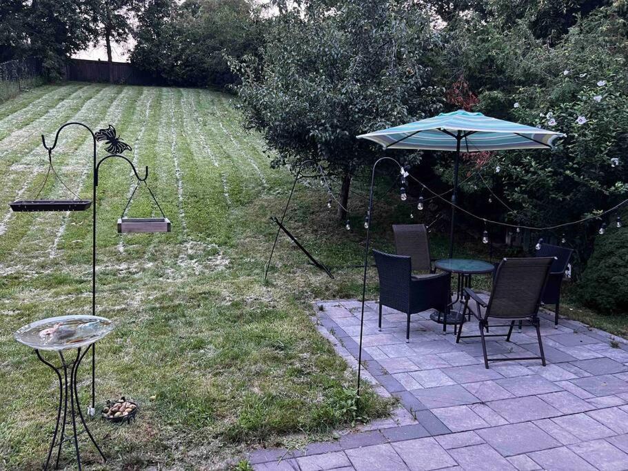 Finished 2 Bedroom Apartment In An Upscale Area Of Ajax Extérieur photo