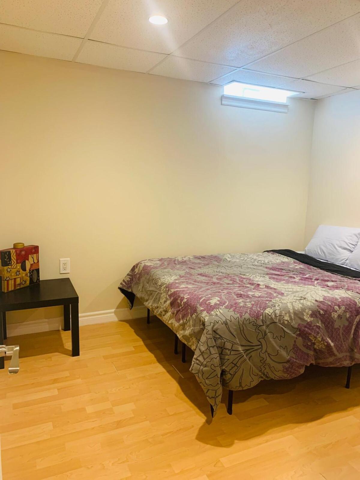 Finished 2 Bedroom Apartment In An Upscale Area Of Ajax Extérieur photo